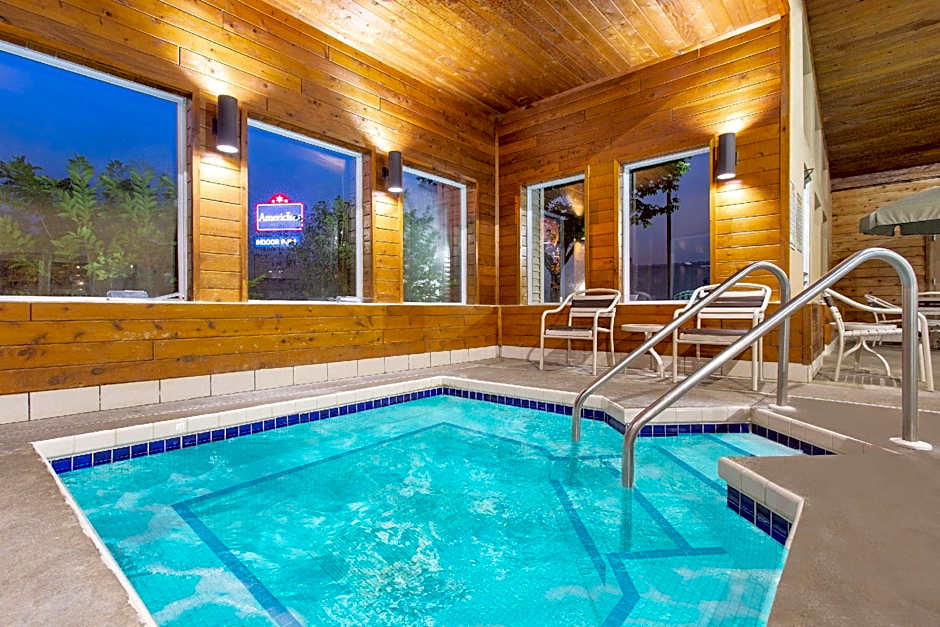 AmericInn by Wyndham Boscobel