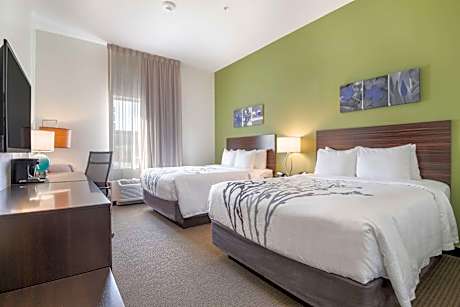 Standard Queen Room with Two Queen Beds - Non-Smoking
