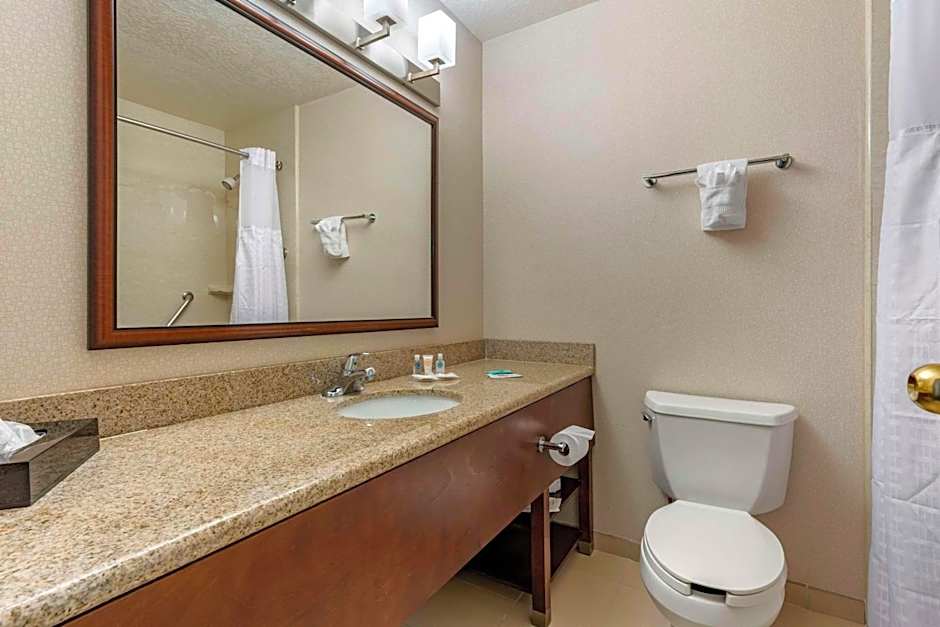 Comfort Inn & Suites Near Fallon Naval Air Station