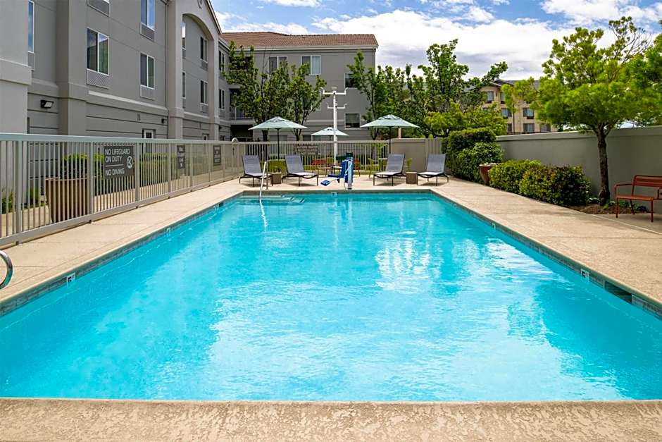 Hampton Inn By Hilton & Suites Redding