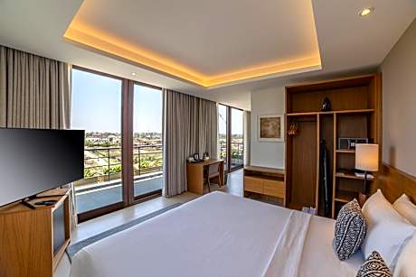King Room with Balcony including 15% off on Spa and F&B