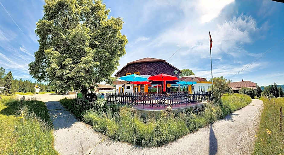 Hôtel Restaurant Les Cernets Swiss-Lodge SSH