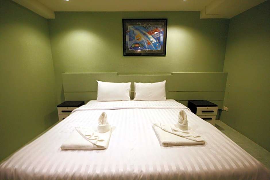 Surachet at 257 Boutique House