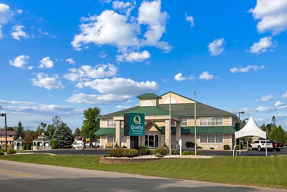 Quality Inn & Suites Manistique