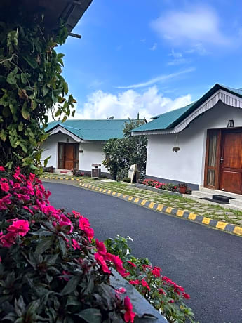 Deshadan Mountain Resort - The highest resort in Munnar