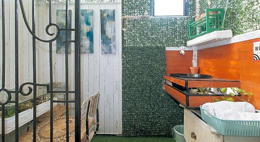 Nearest Hostel Pasay City by RedDoorz