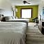 Holiday Inn Express & Suites South Padre Island By IHG