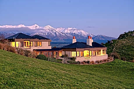 Cabot Lodge - Fiordland National Park