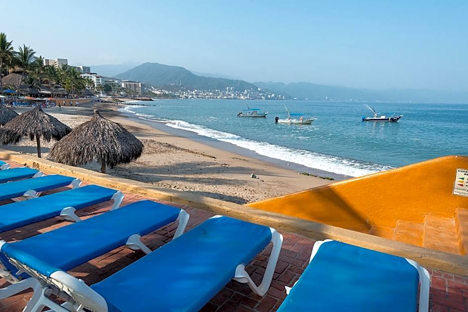 Hermoso alojamiento en los Tules, frente al mar en medio de hermosos jardines, es Unico!!!