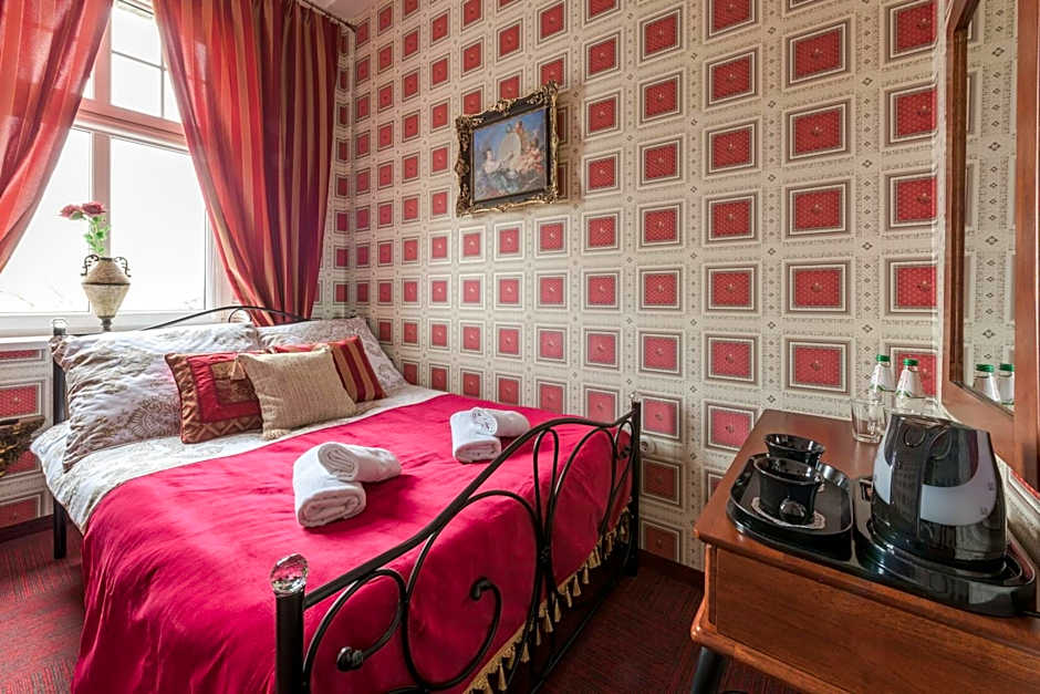Photo 1 of 10 of Double Room with Private Bathroom