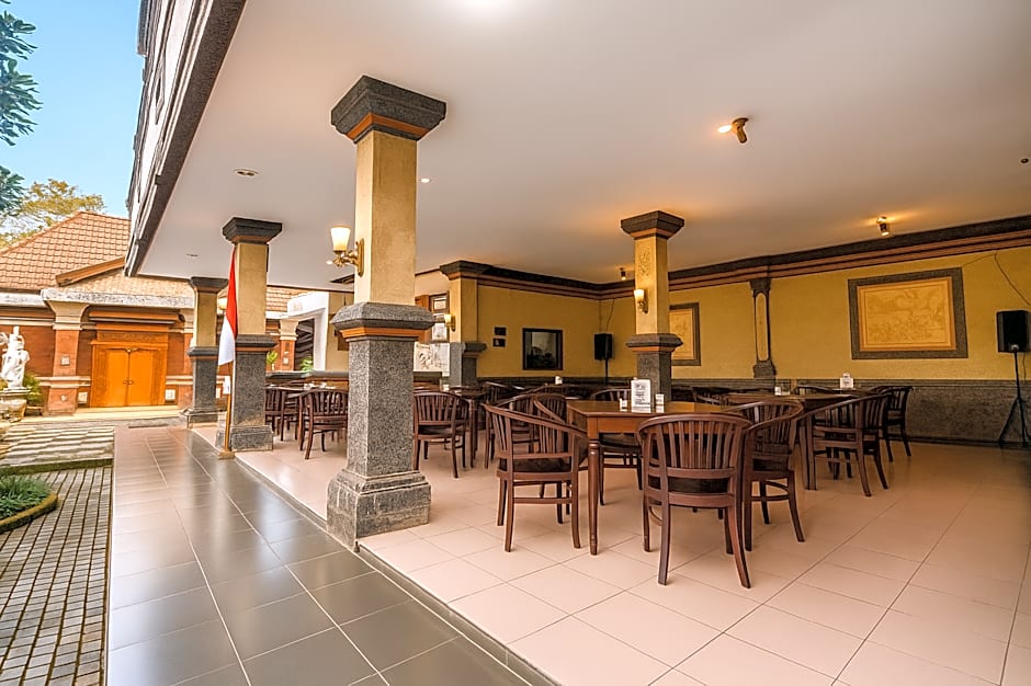 Puri Saron Hotel Madangan - Gianyar