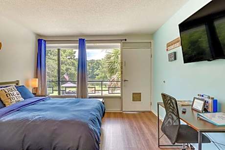 Bells Marina & Fishing Resort - Santee Lake Marion by I95 - Family Adventure, Pets on Request!