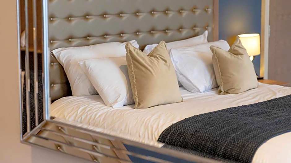 Brisbane House Hotel