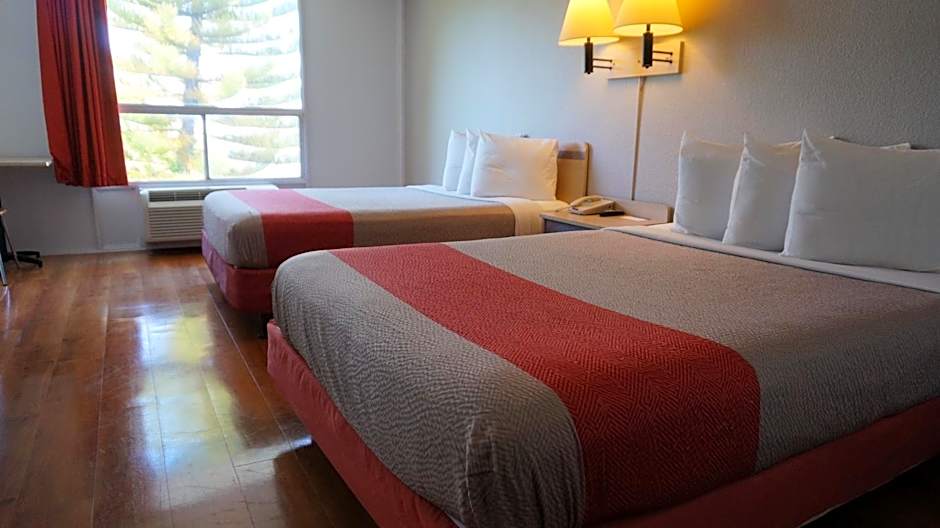 Motel 6 San Francisco - Redwood City
