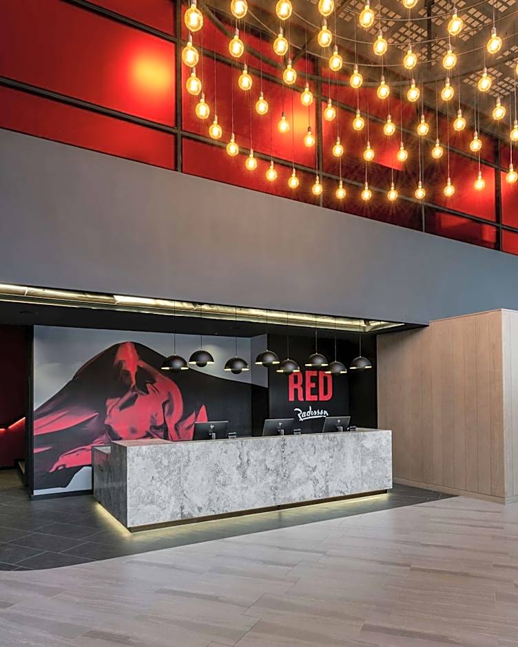 Radisson RED Hotel, Johannesburg Rosebank