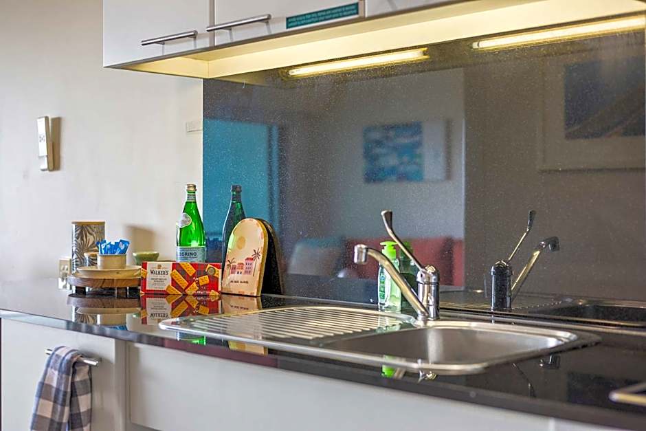 5 Star Mandurah Beach Exclusive Apt