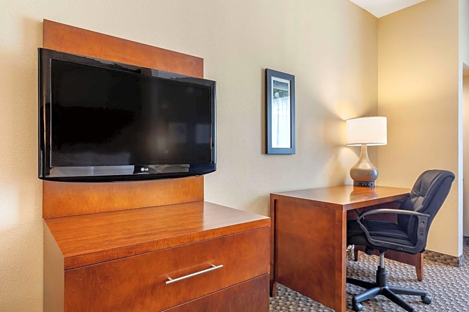 Comfort Suites Lufkin – Lufkin, TX