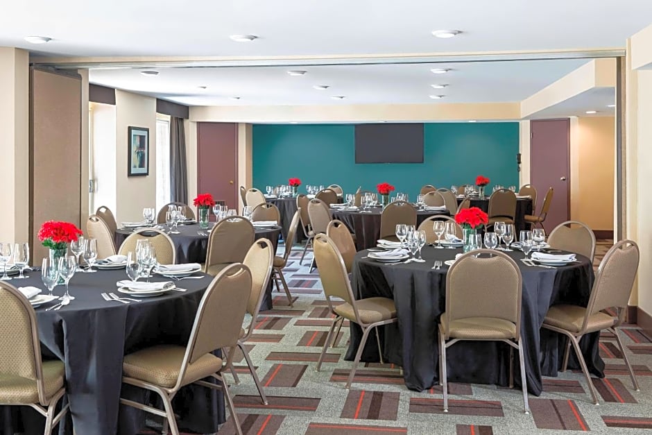 Four Points by Sheraton Buffalo Grove