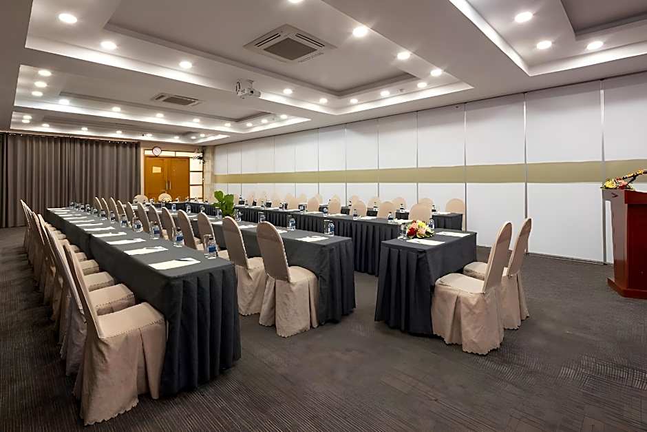 Viet Lotus Saigon Hotel