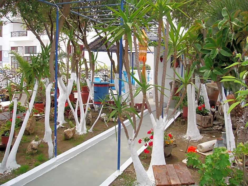 Boussetil Rooms CapAnMat