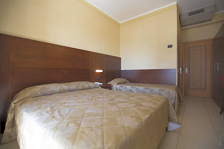Hotel Metropole