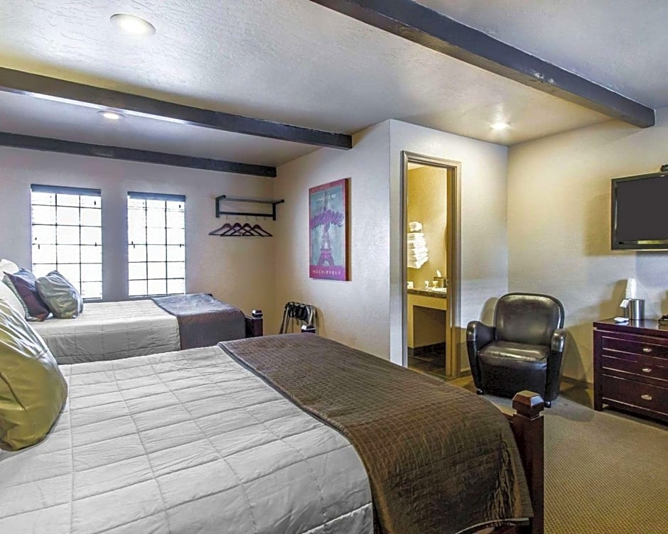 Rodeway Inn & Suites Williams Downtowner-Rte 66