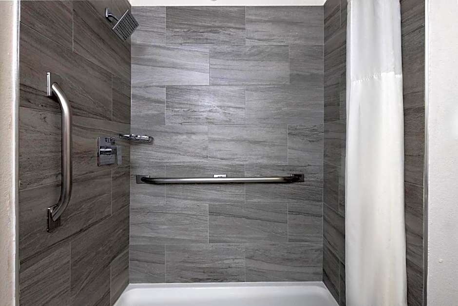 Super 8 by Wyndham Richmond Midlothian Turnpike