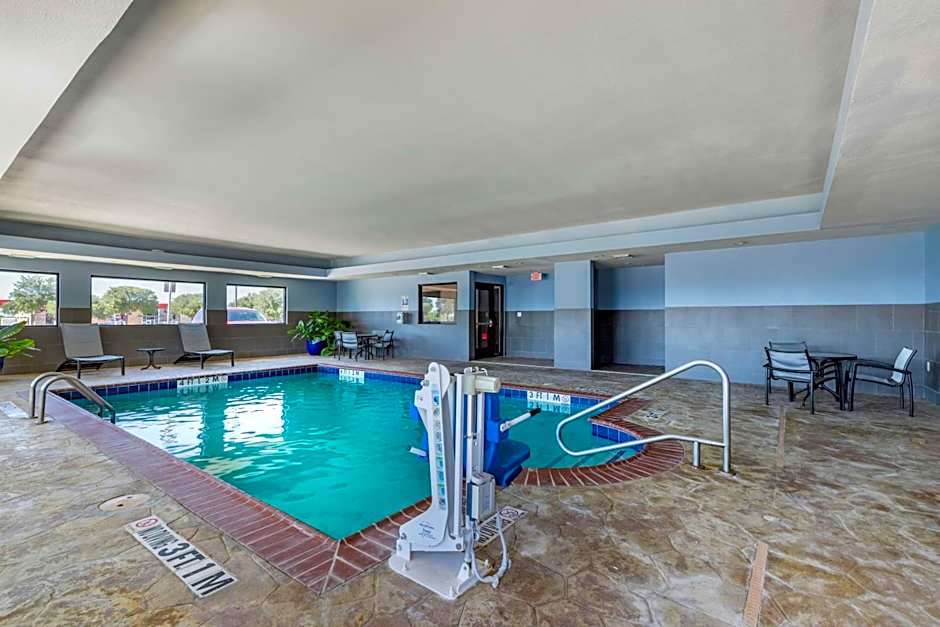 Best Western Plus Big Lake Inn