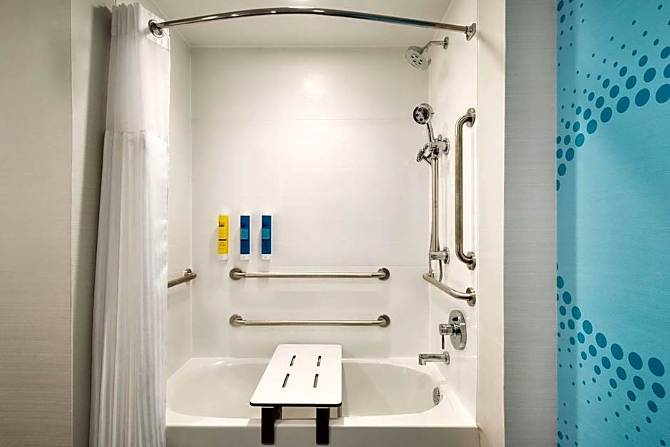 Tru By Hilton Cedar Rapids Westdale