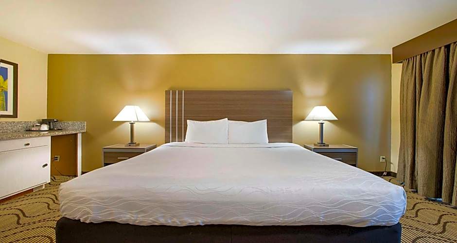 SureStay Plus Hotel by Best Western Sacramento North
