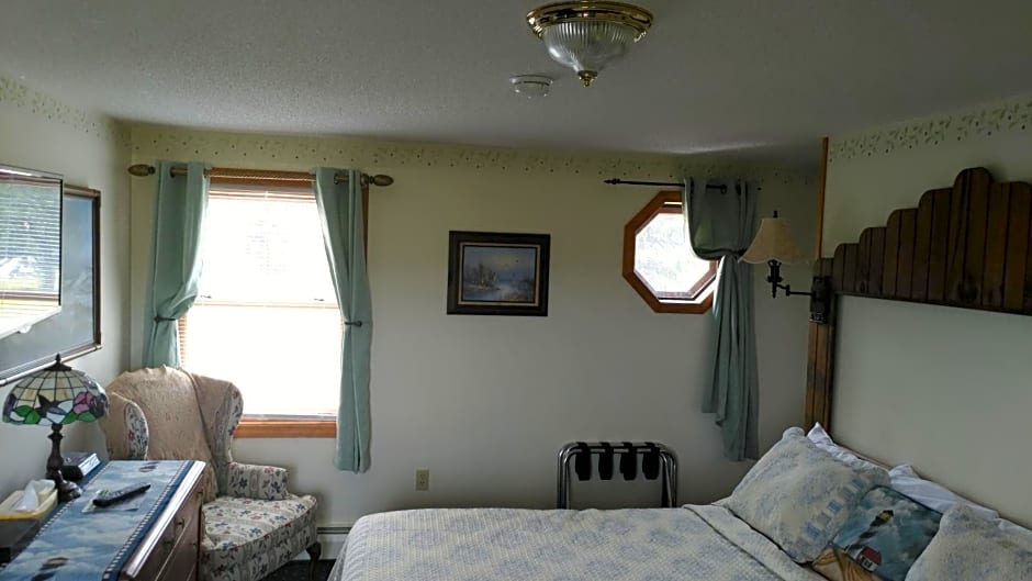 Midway Lodging