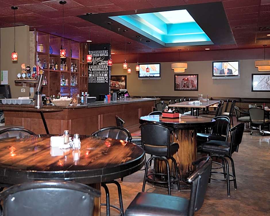 Paradise Inn & Conference Centre