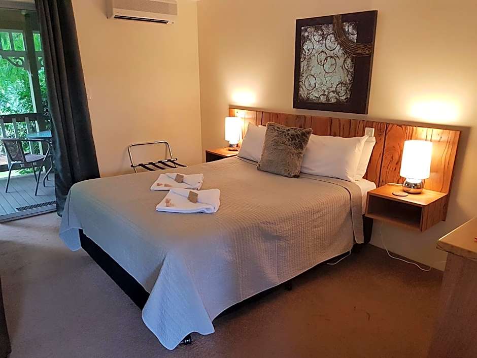 Adamsons Riverside Accommodation