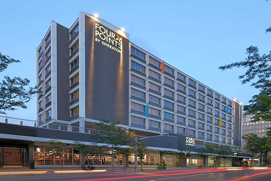Four Points by Sheraton Windsor Downtown