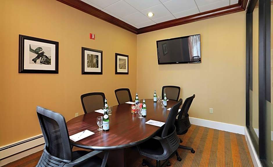Hampton Inn By Hilton Boston/Natick