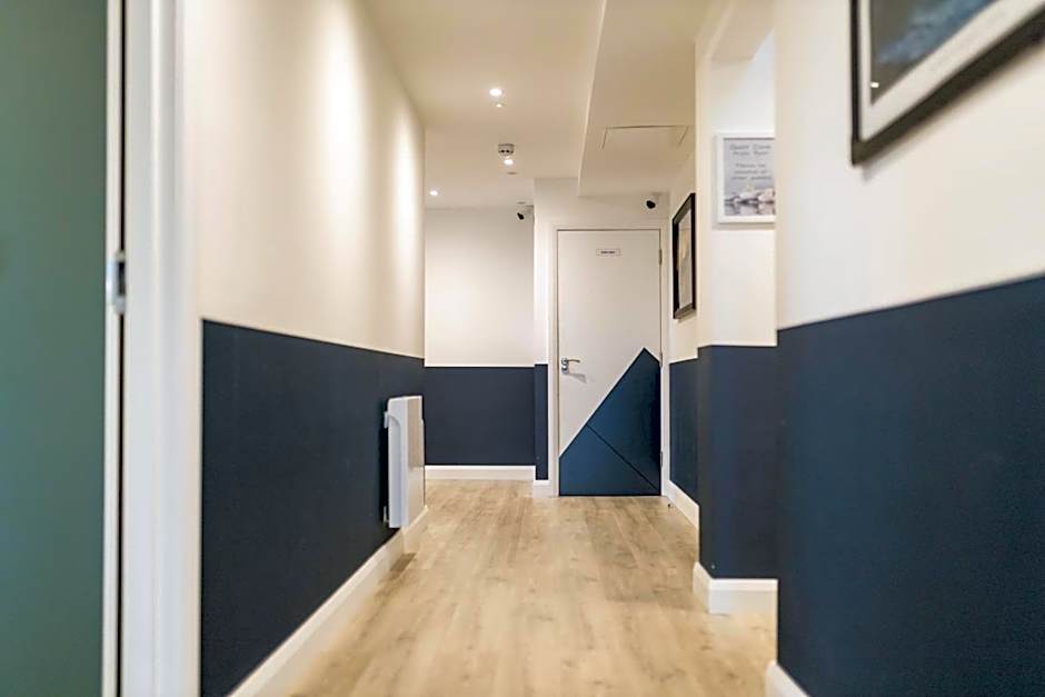 Port 56 Guesthouse