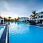 Central location in a great complex with 300mbps internet