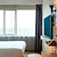 Moxy Amsterdam Schiphol Airport