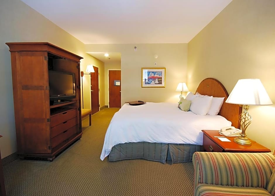 Hampton Inn & Suites Charleston-West Ashley