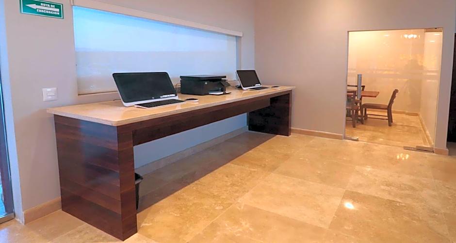 Bluu Hotel Aeropuerto Monclova-Frontera