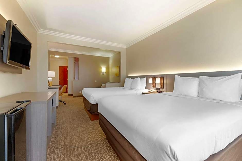 Comfort Suites Oceanside Camp Pendleton Area