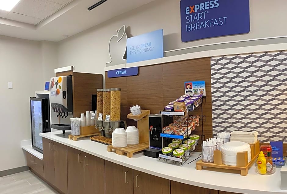 Holiday Inn Express Plymouth by IHG