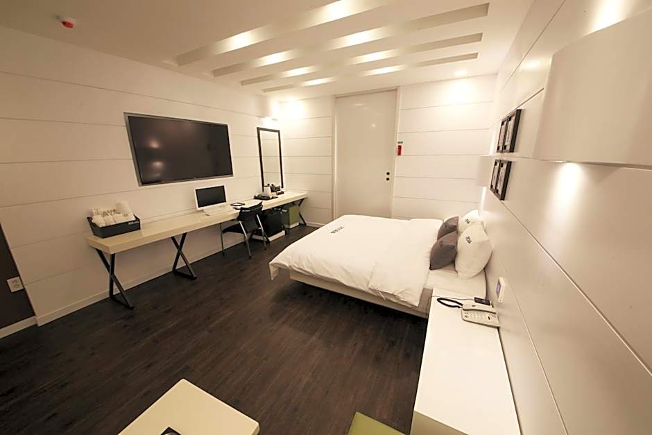 Premium Ava Hotel