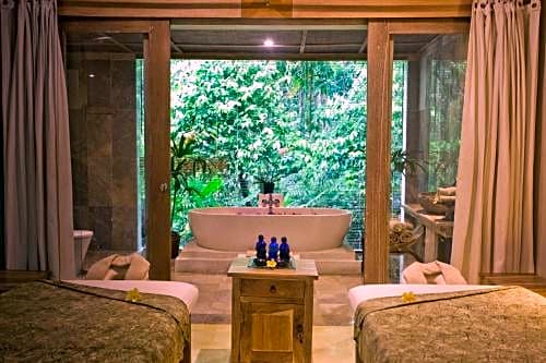 Photo 1 of 6 of Deluxe Double Room with Bath and free 60 minutes Balinese massage