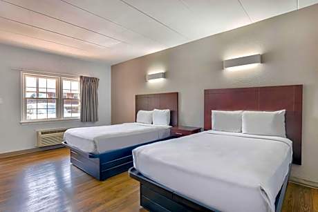 Quadruple Room - Disability Access - Non-Smoking