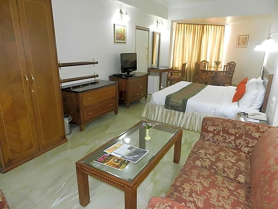 Amarpreet, Chhatrapati Sambhajinagar - AM Hotel Kollection