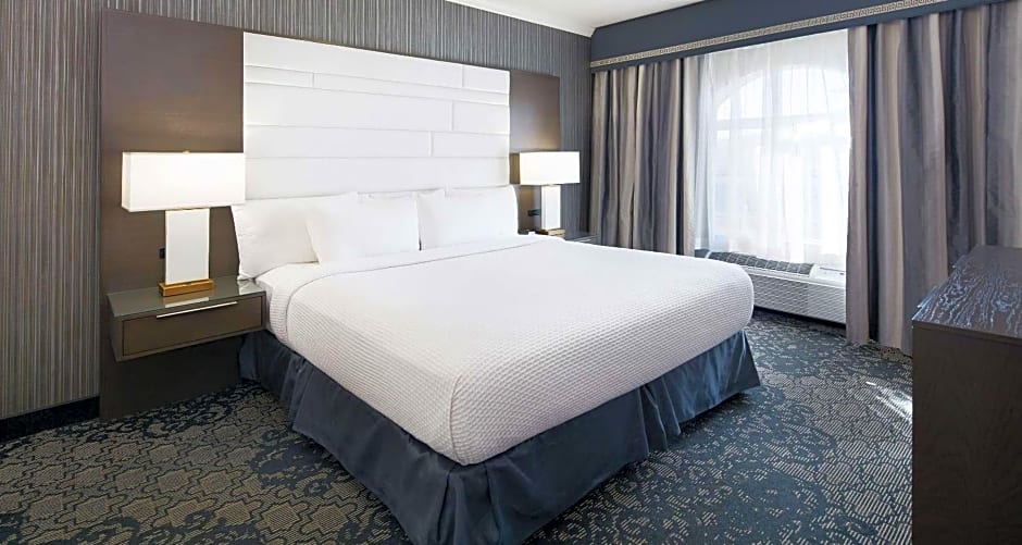 Best Western Plus Abbey Inn