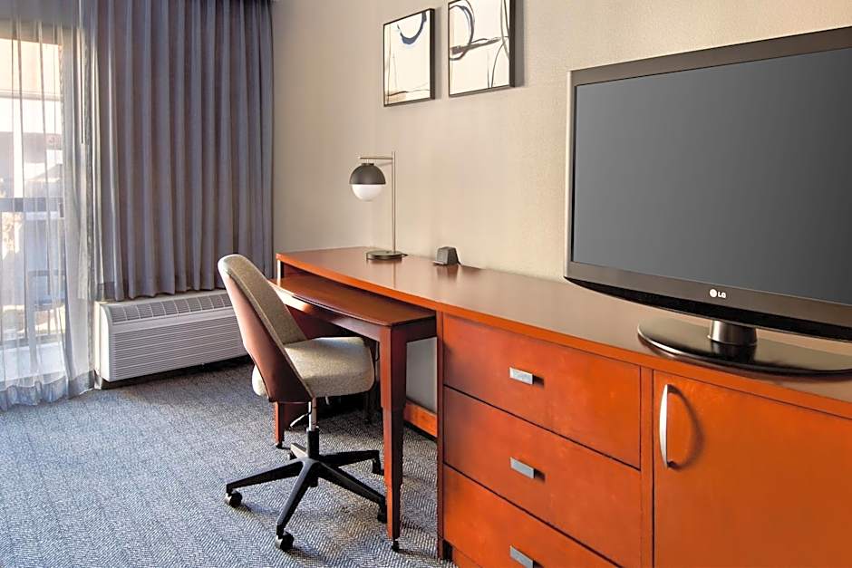 Courtyard by Marriott Tarrytown Westchester County