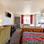 Castle Inn & Suites By OYO Chickasha