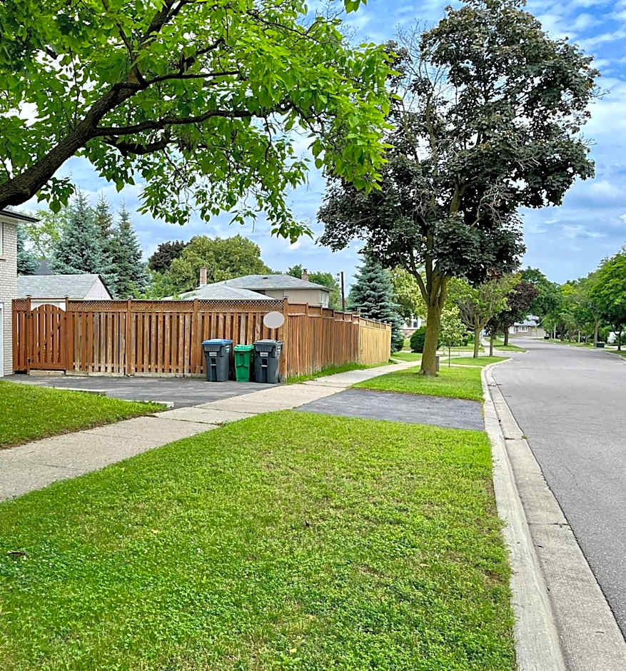 Entire Basement Apartment in Mississauga, Etobicoke